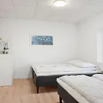度假居 6 Bedroom Stunning In 吉弗