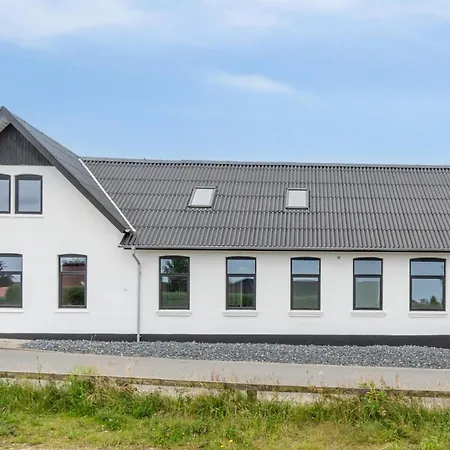 Semesterbostad 6 Bedroom Stunning In *