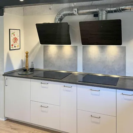 6 Bedroom Stunning In בית נופש *