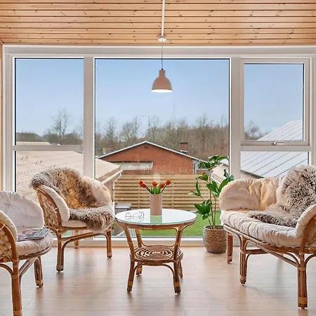 Semesterbostad 6 Bedroom Stunning In *
