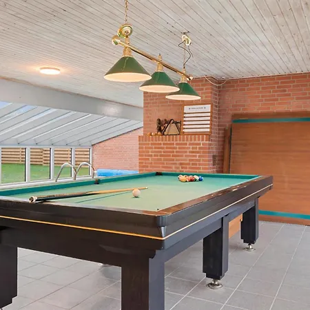 6 Bedroom Stunning In Semesterbostad