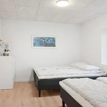 度假居 6 Bedroom Stunning In 吉弗