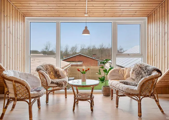 בית נופש 6 Bedroom Stunning In *