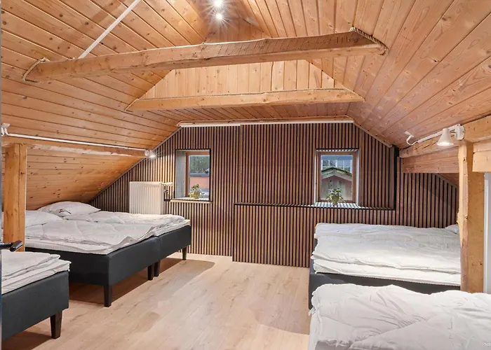 6 Bedroom Stunning In *