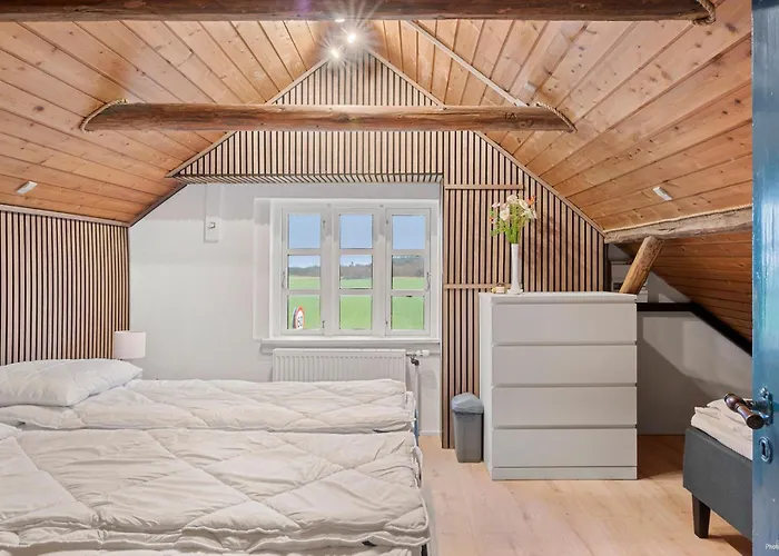 6 Bedroom Stunning In *